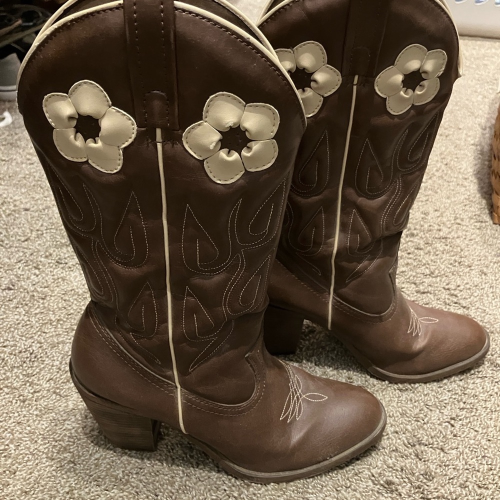Ladies Brown Cowboy Boot